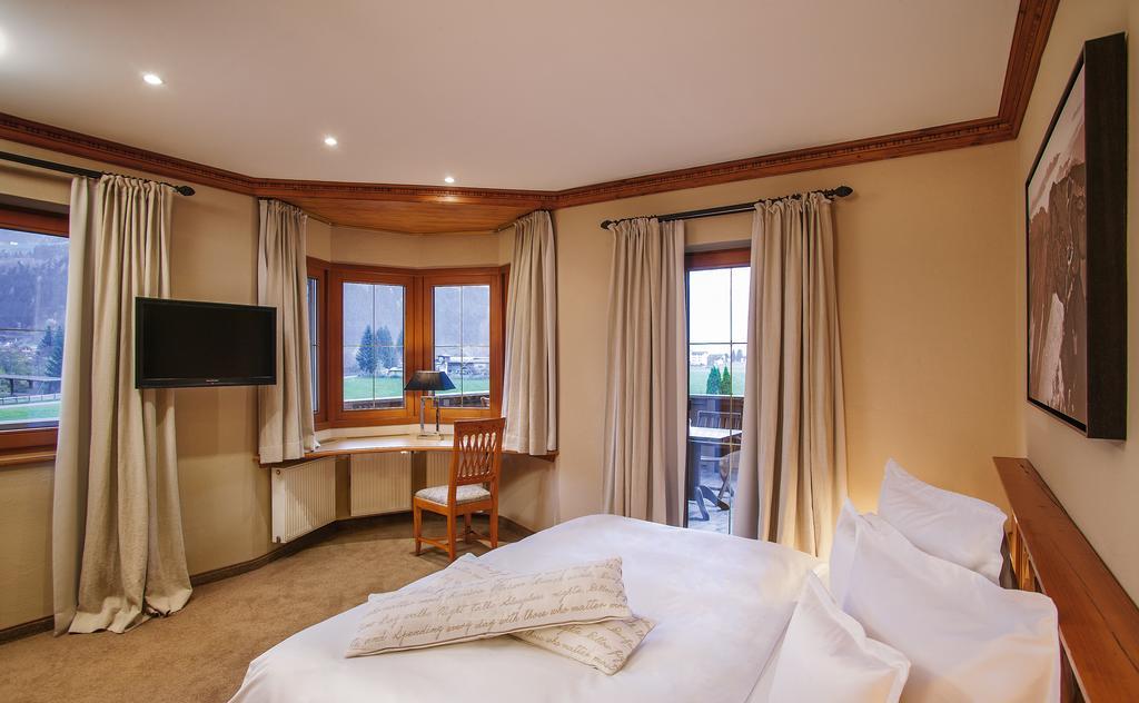 Villa Haidacher Relax & Lifestyle Apartments Zell am Ziller Rum bild