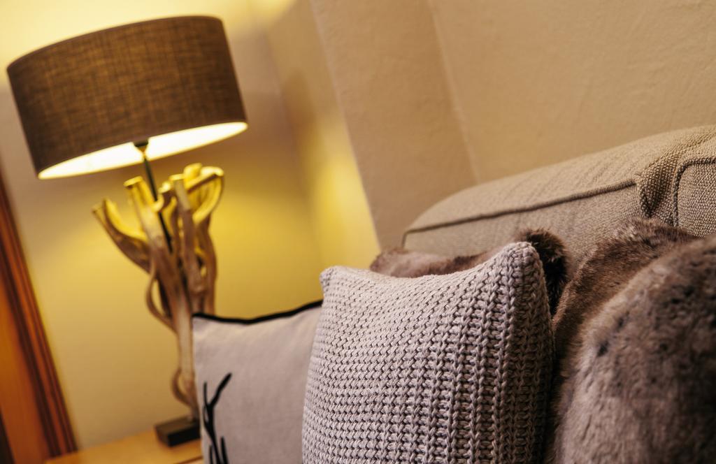 Villa Haidacher Relax & Lifestyle Apartments Zell am Ziller Rum bild