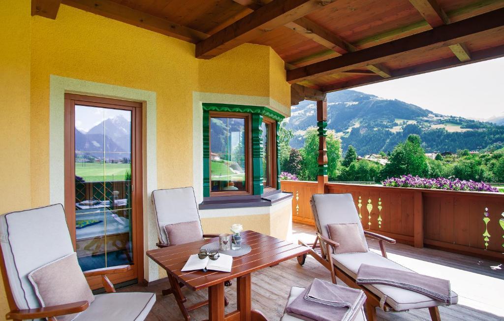 Villa Haidacher Relax & Lifestyle Apartments Zell am Ziller Rum bild